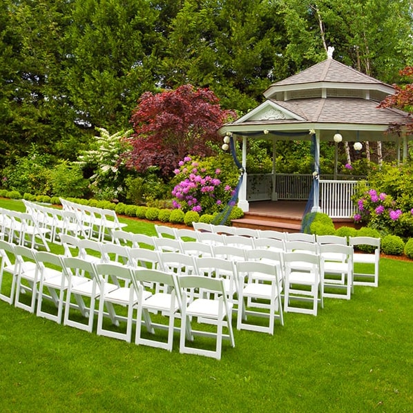 ofrecemos servicio de limpieza de los baños de renta para fiestas durante el evento si es necesario